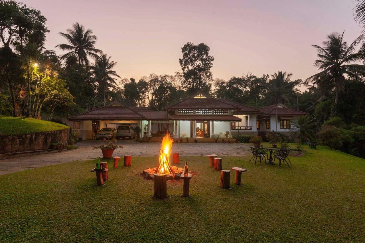 Crystal Homestay By Veo - Part Of Stayvista Madikeri Exteriér fotografie