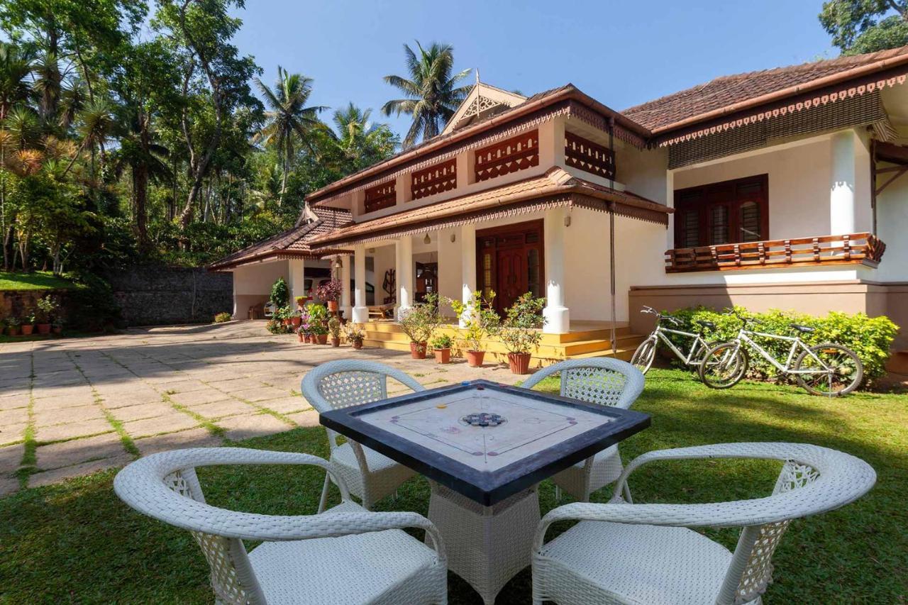 Crystal Homestay By Veo - Part Of Stayvista Madikeri Exteriér fotografie