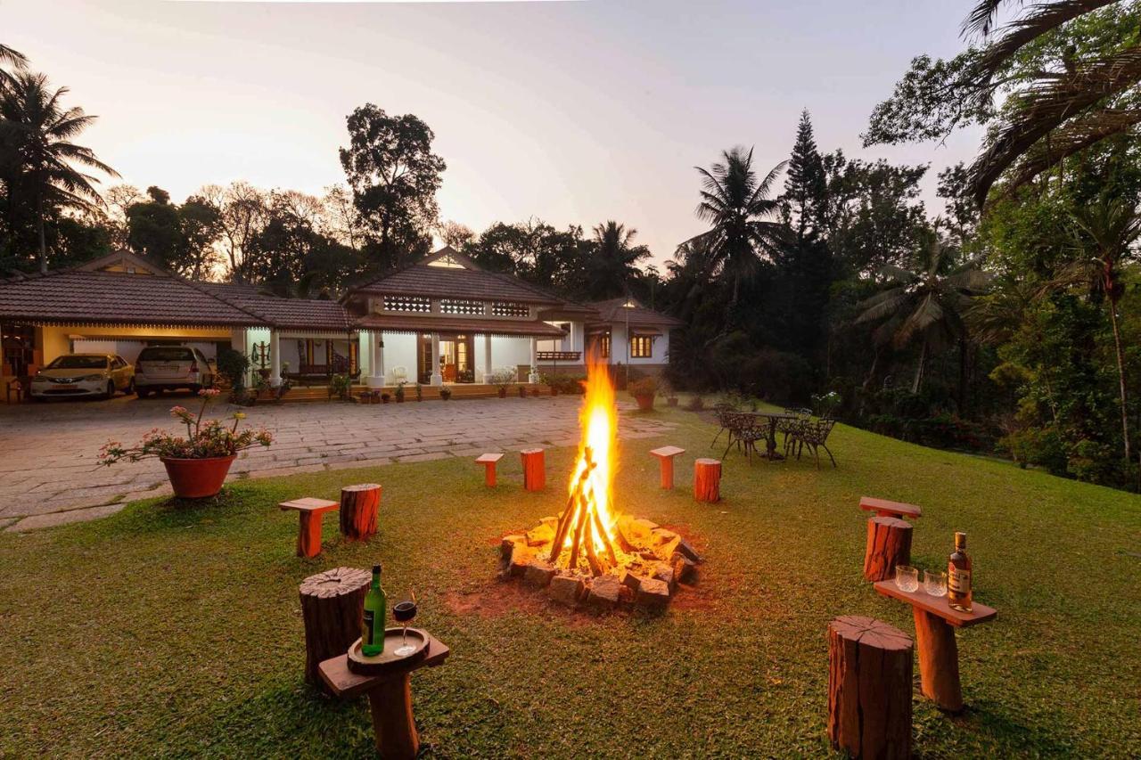 Crystal Homestay By Veo - Part Of Stayvista Madikeri Exteriér fotografie
